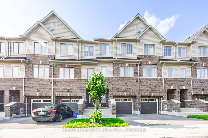 225 Danzatore Path, Oshawa, L1L 0P9 | Image 2