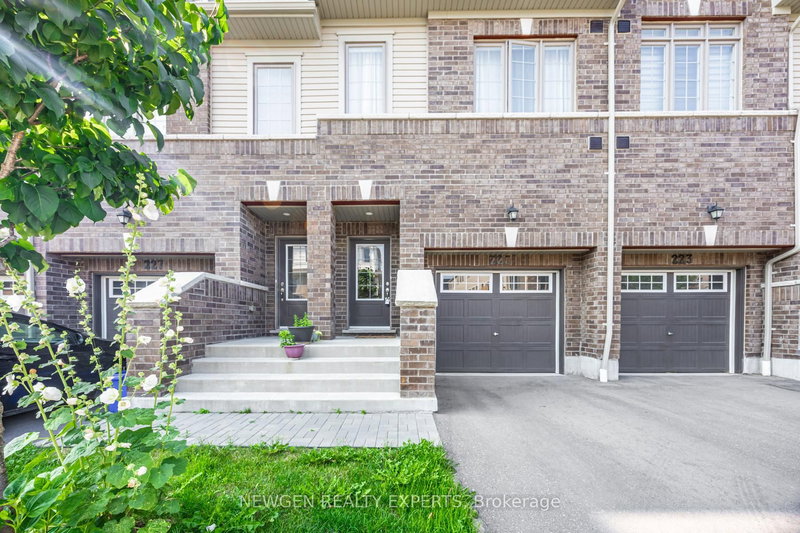 225 Danzatore Path, Oshawa, L1L 0P9 | Image 3