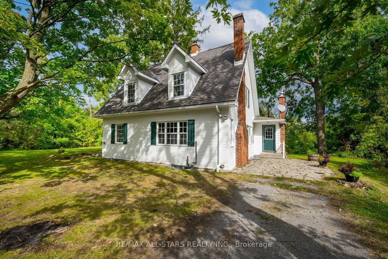 home for lease on 185 Uxbridge Pickering Line