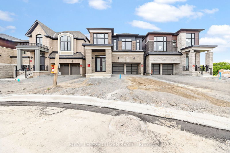 1833 Irish Moss Sq  Pickering, L1Y 0B4 | Image 3