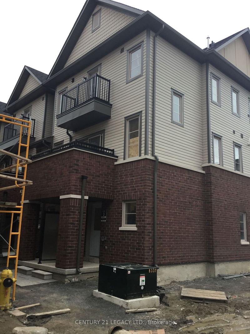 home for lease on 19 Petley Street E