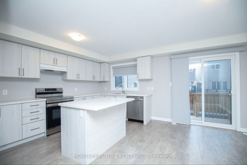 1352 Bradenton Path  Oshawa, L1K 1A9 | Image 7