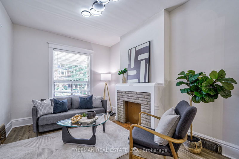 36 Eastmount Ave  Toronto, M4K 1V1 | Image 4