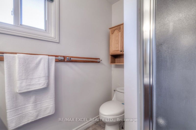 170 Amber Ave  Oshawa, L1J 7V5 | Image 25