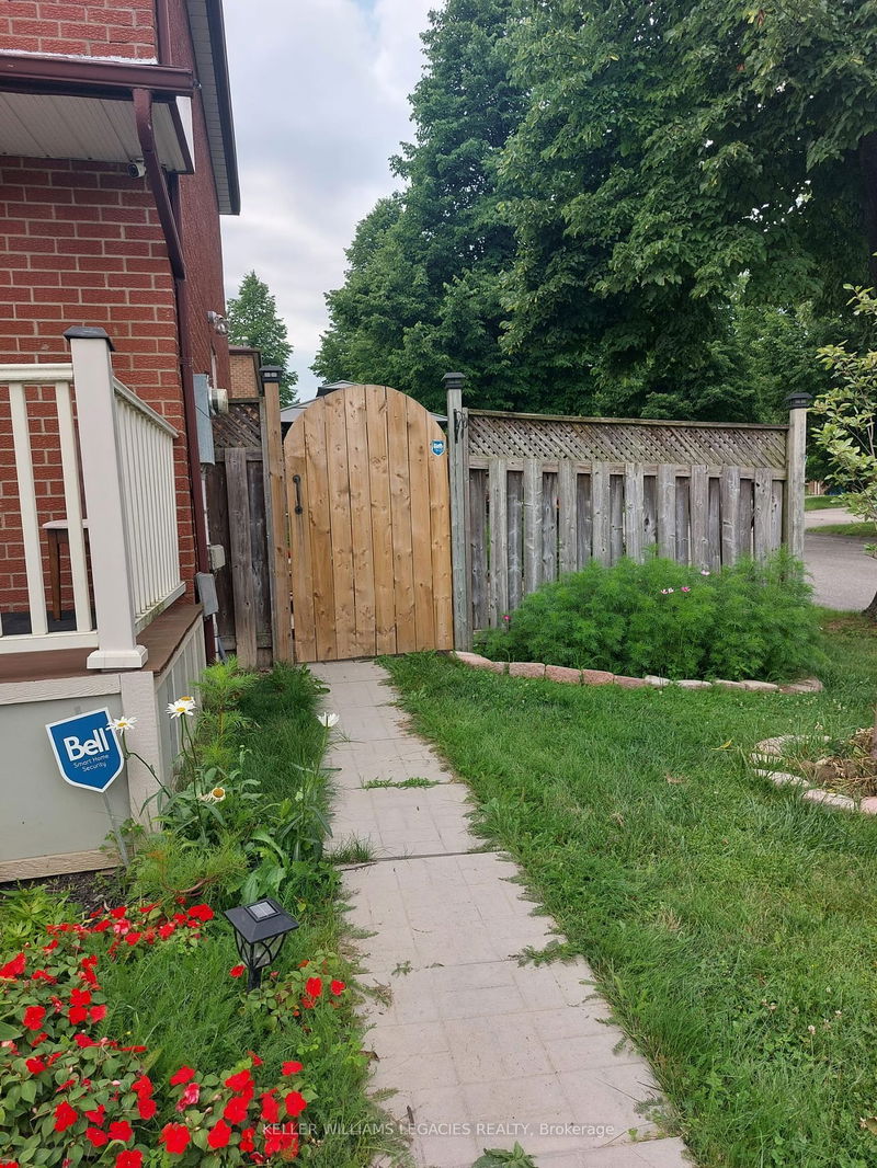 home for lease on 30 Trawley Crescent