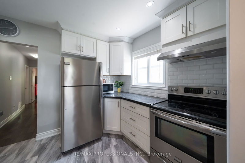 home for sale on 725 Pharmacy Avenue