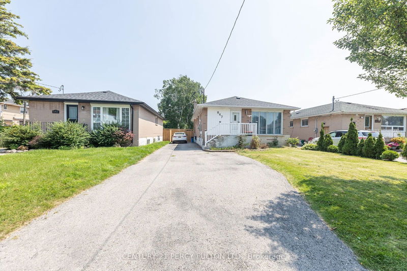 home for lease on Bsmt-647 Perry Crescent