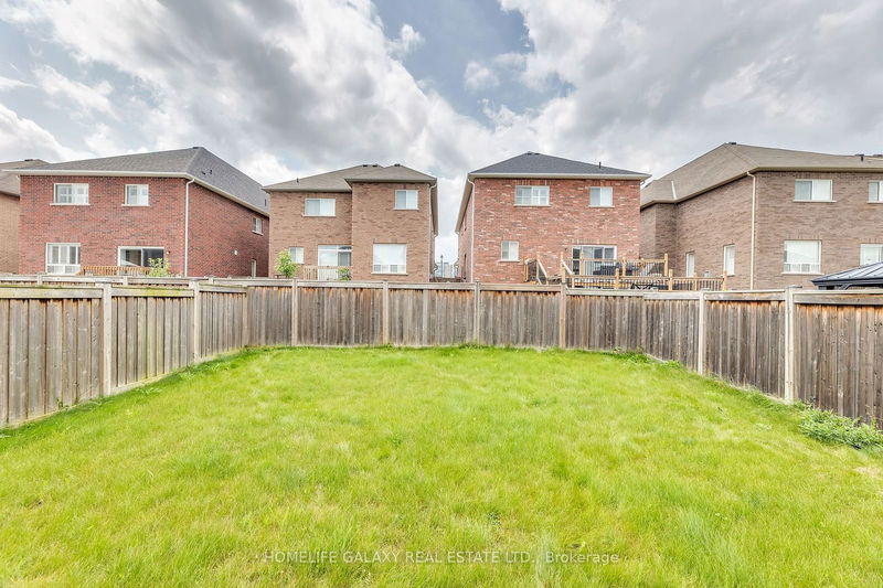 2560 Standardbred Dr E Oshawa, L1L 0H9 | Image 40