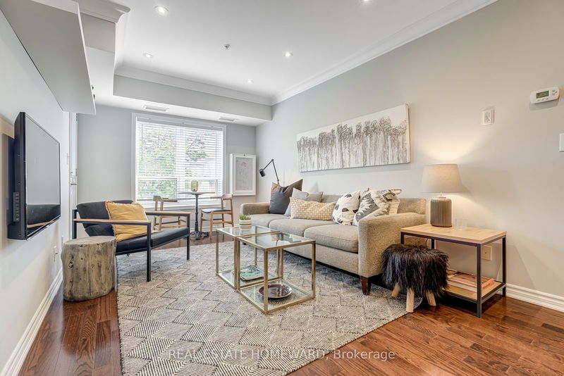 home for sale on 306-10 Mendelssohn Street