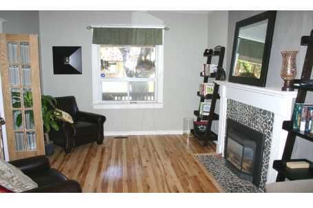 10 Bertmount Ave, Toronto, M4M2X9 | Image 3