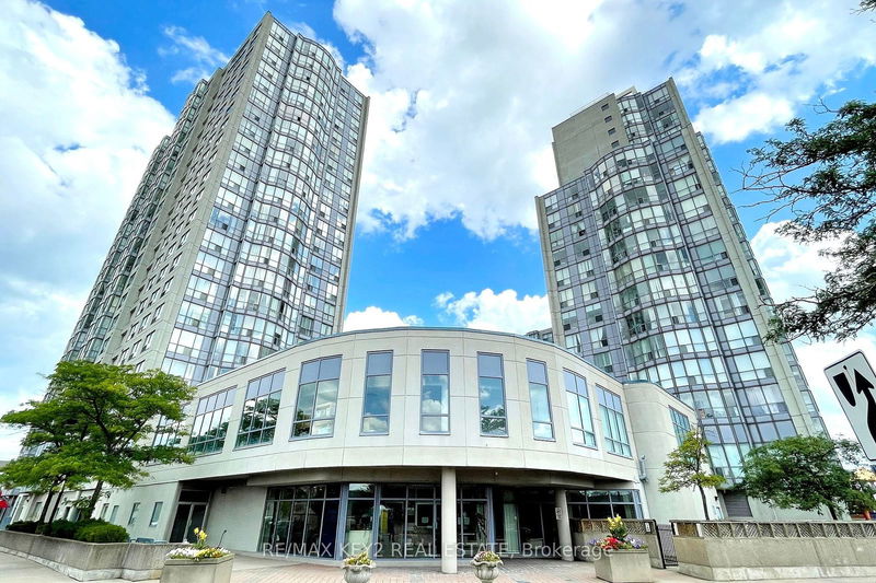 home for lease on 916-2550 Lawrence Avenue E