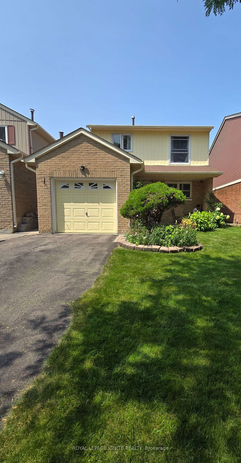 home for lease on Bsmt-14 Caronia Square