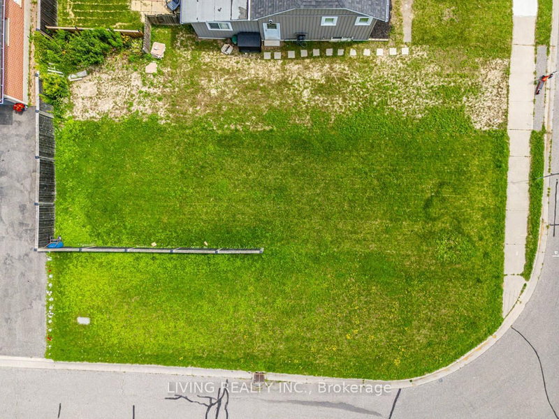 336 Annapolis Ave, Oshawa, L1J 2X9 | Image 3