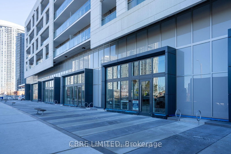 5 Village Green Sq, Toronto, M1S 0N5 | Image 2