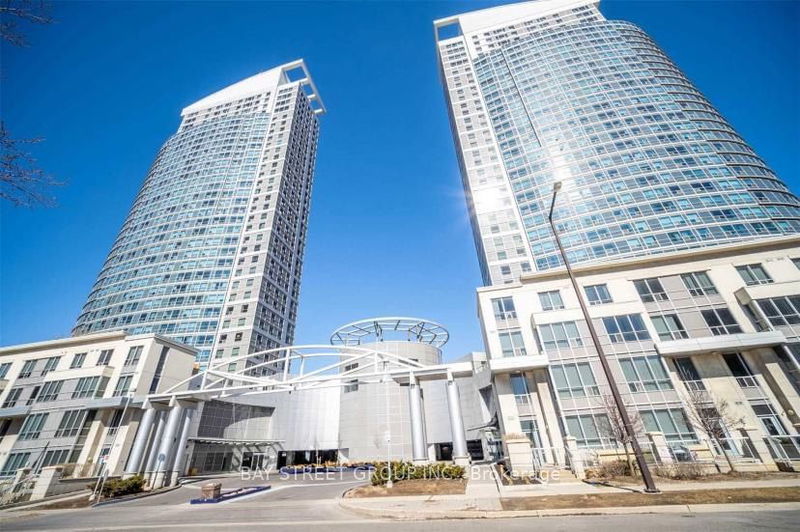 home for lease on 3508-36 Lee Centre Drive