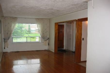 103 Bergen Rd, Toronto, M1P1S3 | Image 2