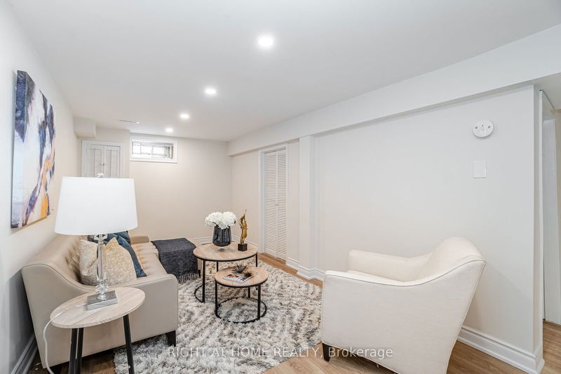 54 Plumbrook Cres  Toronto, M1S 3Z8 | Image 31