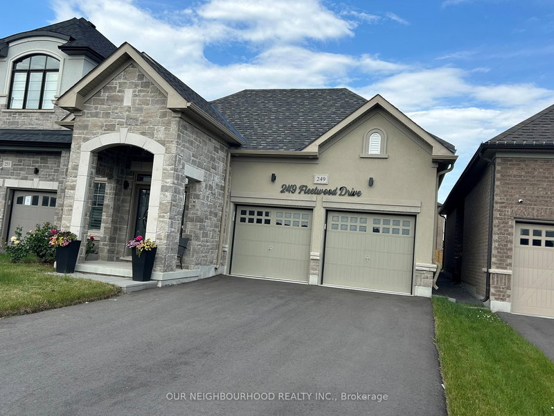 249 Fleetwood Dr, Oshawa, L1K 3E8 | Image 2