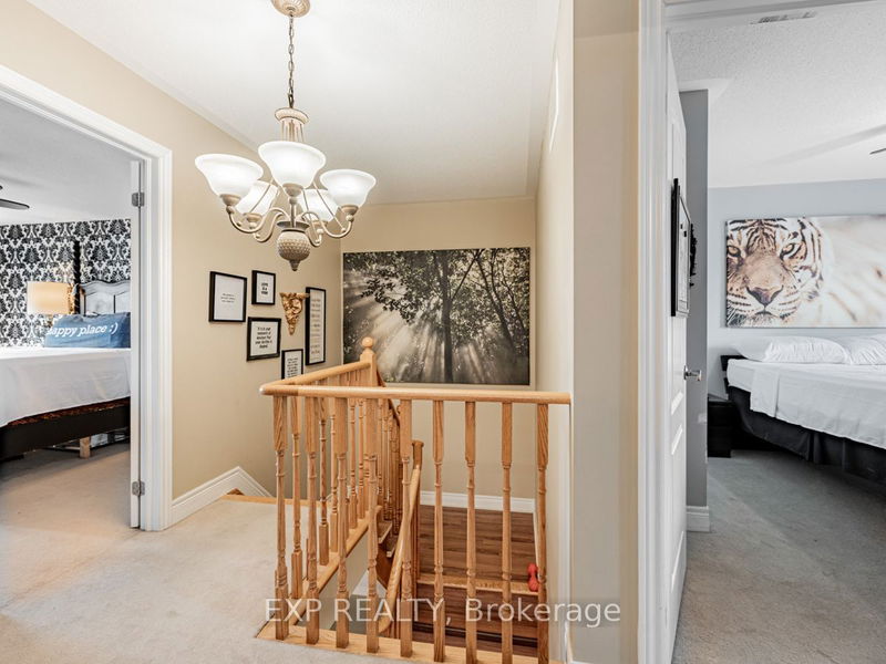 25 Dewell Cres  Clarington, L1E 0B7 | Image 18