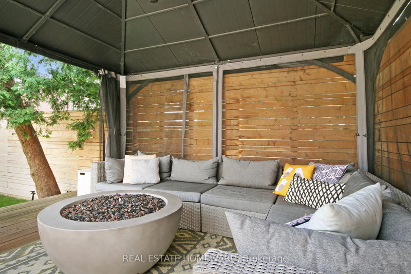 12 Athlone Rd, Toronto, M4J 4H2 | Image 2