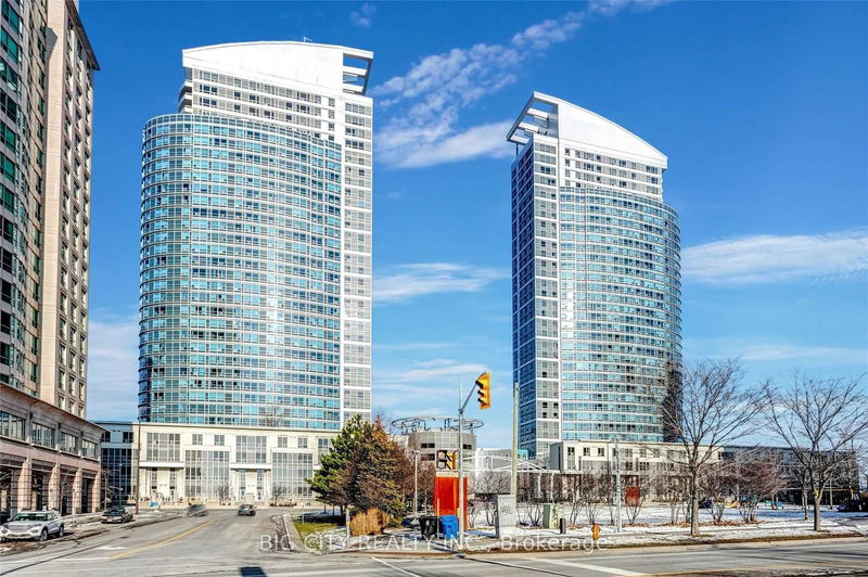 home for lease on 512-36 Lee Centre Drive