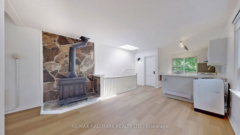 home for lease on Upper-215 Kingston Road