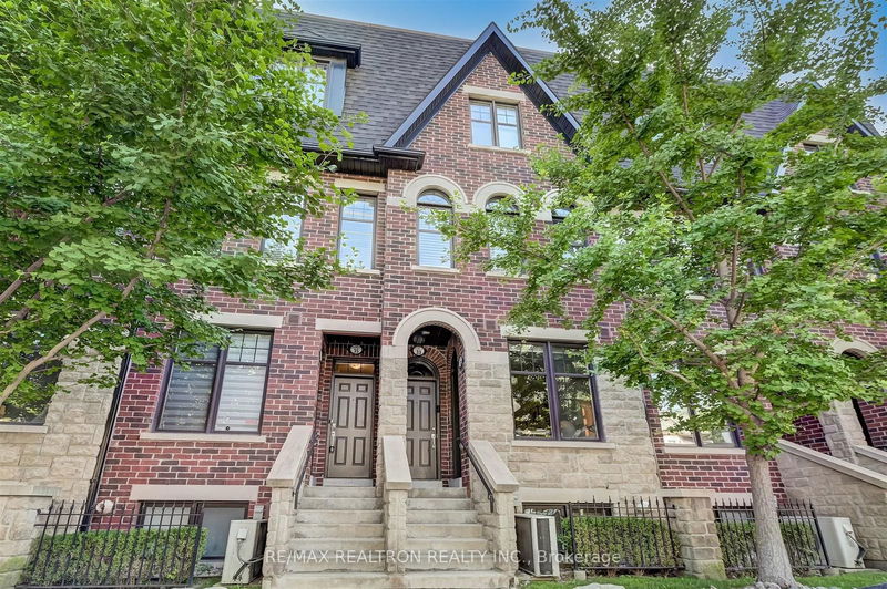 home for sale on 35-140 Broadview Avenue