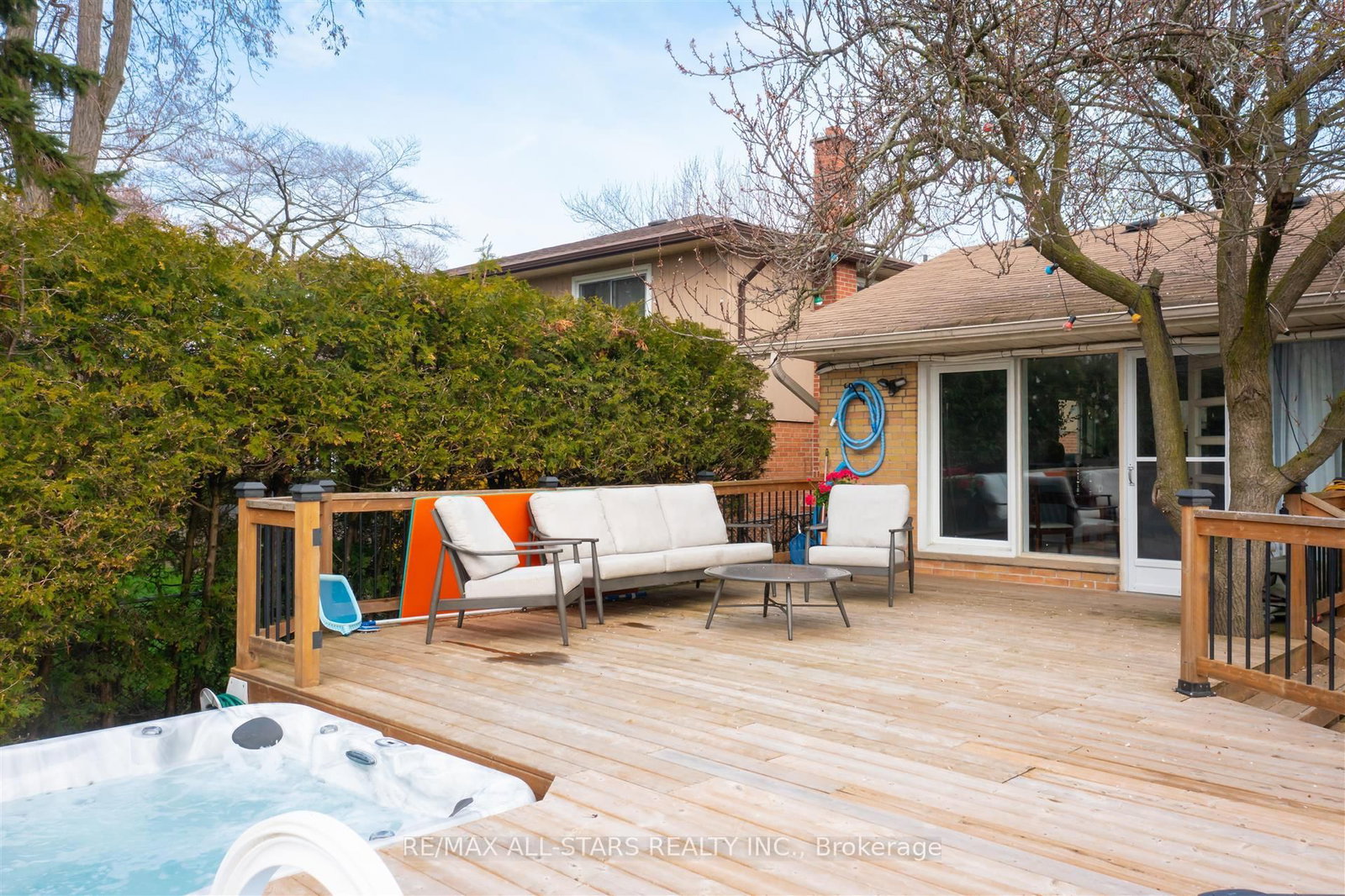 Listing Image 10