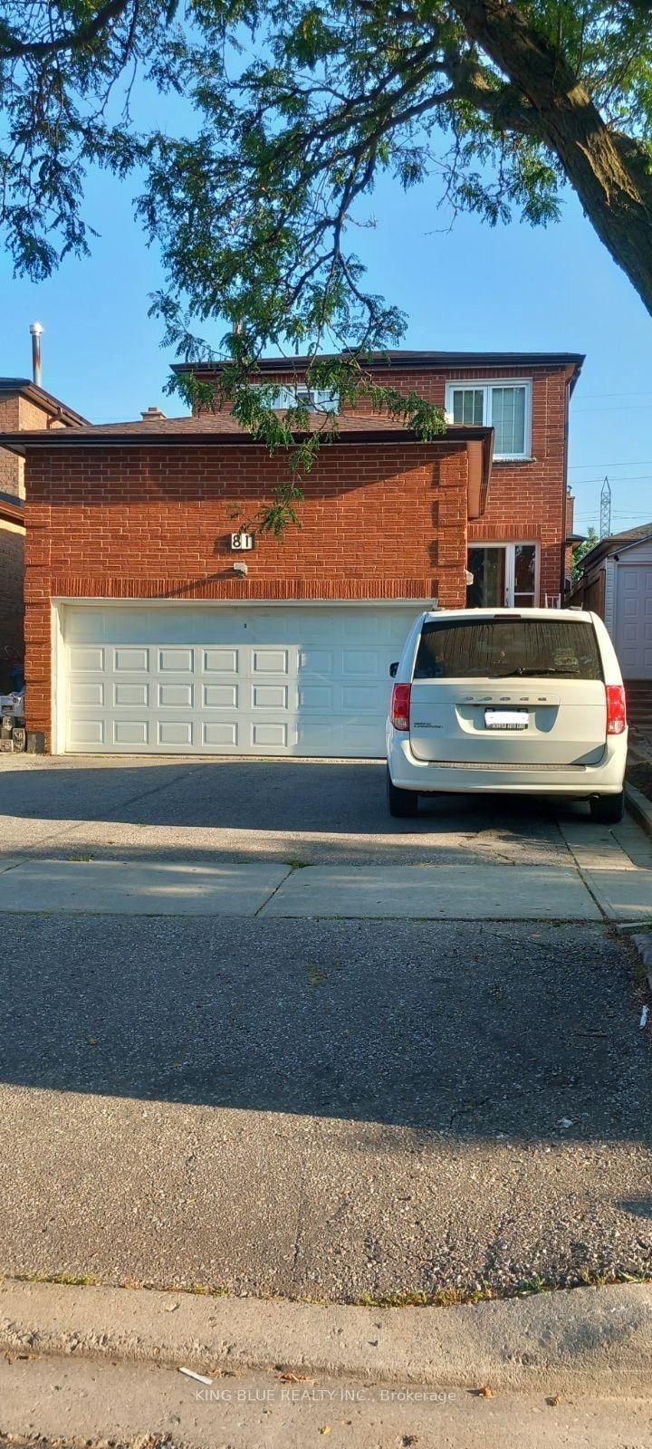 home for lease on 81 Brimstone Crescent