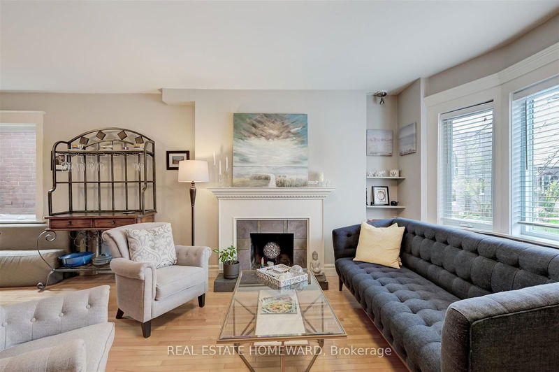 167 Wineva Ave  Toronto, M4E 2T5 | Image 2