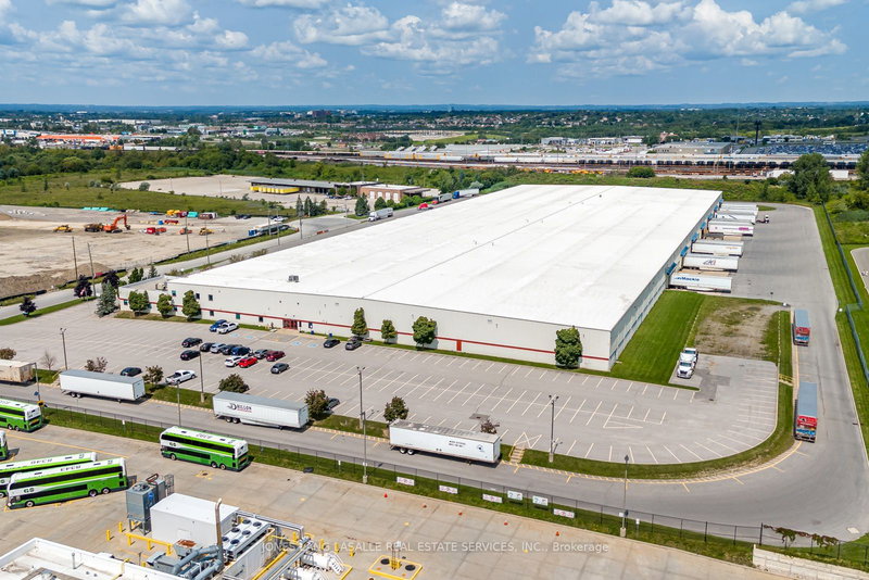 Rear - 999 Boundary Rd, Oshawa, L1N 7G4 | Image 3