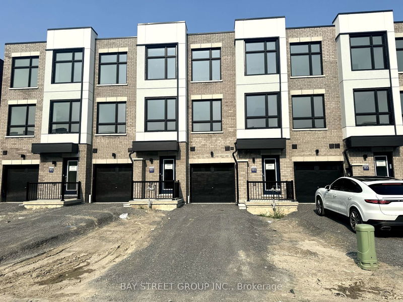 home for lease on 29 Bateson Street