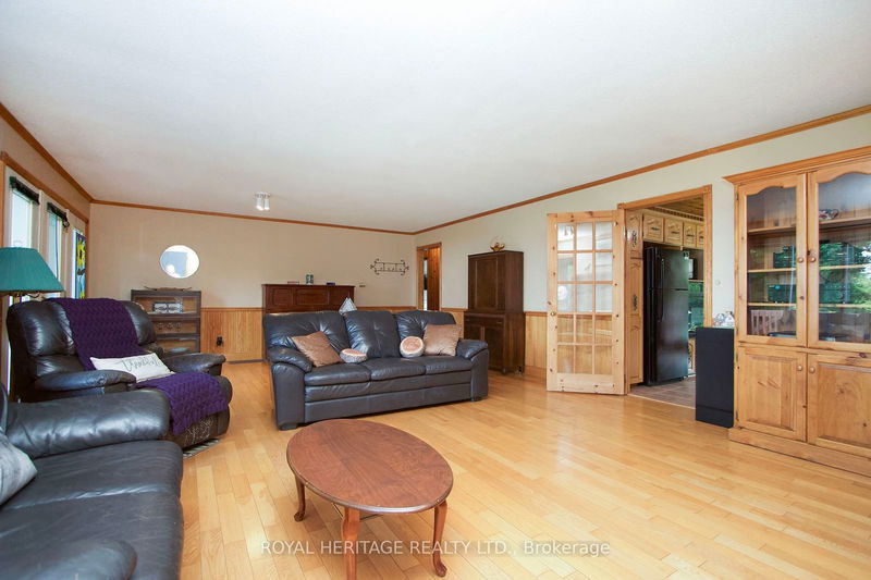 135 Edgewood Cres  Scugog, L9L 1B7 | Image 4