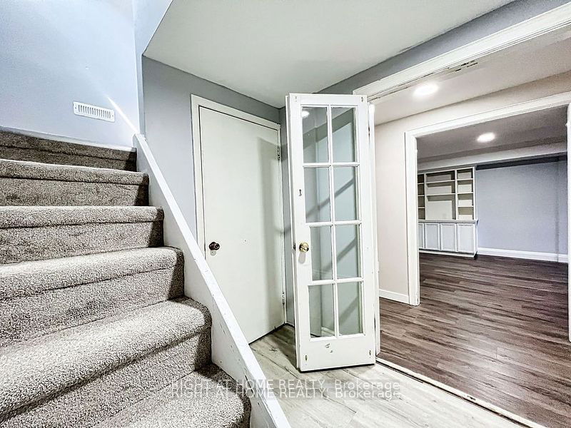 90 Merkley Sq  Toronto, M1G 2Y7 | Image 28