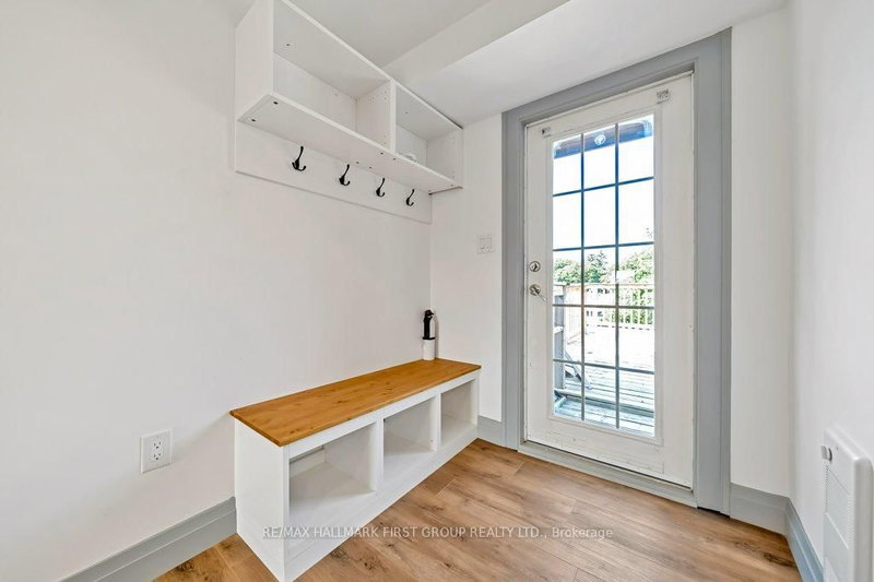 3rd Flr - 622 Simcoe St N, Oshawa, L1G 4V4 | Image 2