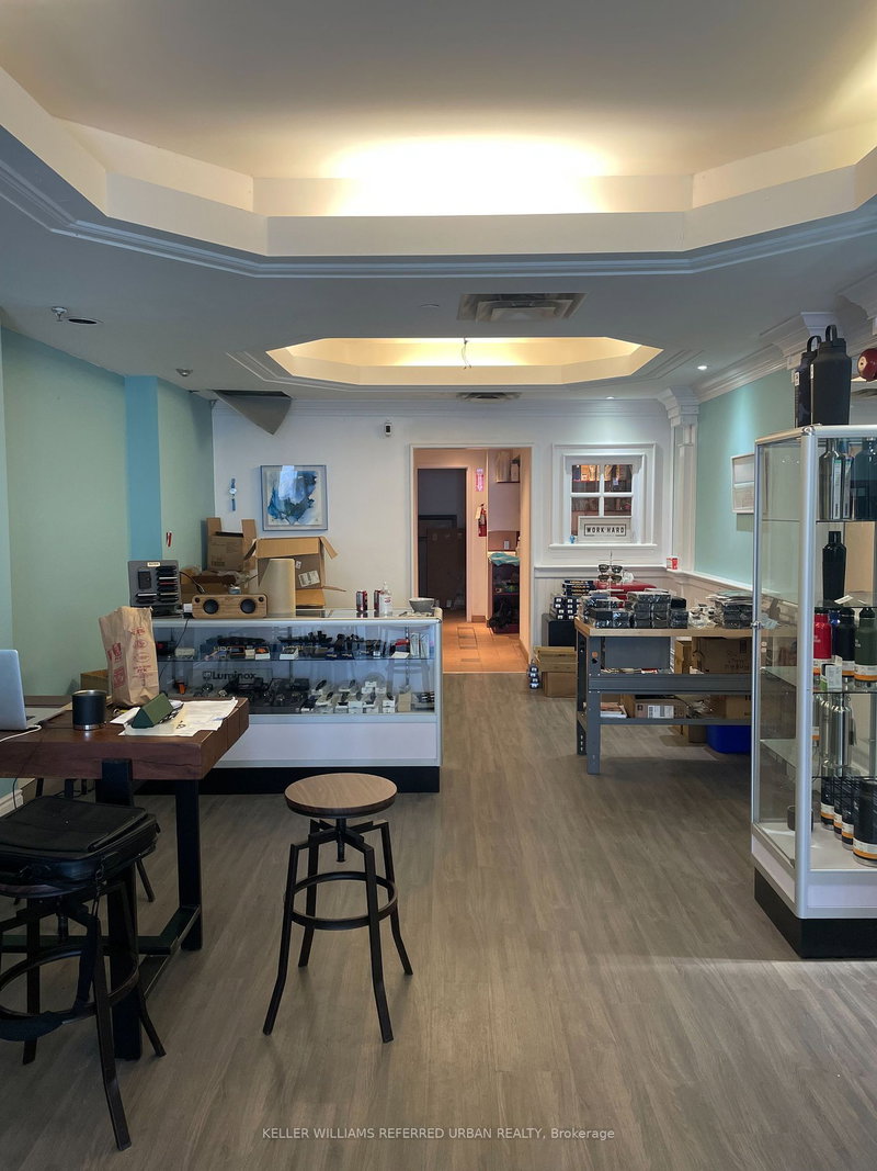 Upper - 706 Pape Ave, Toronto, M4K 3S7 | Image 2