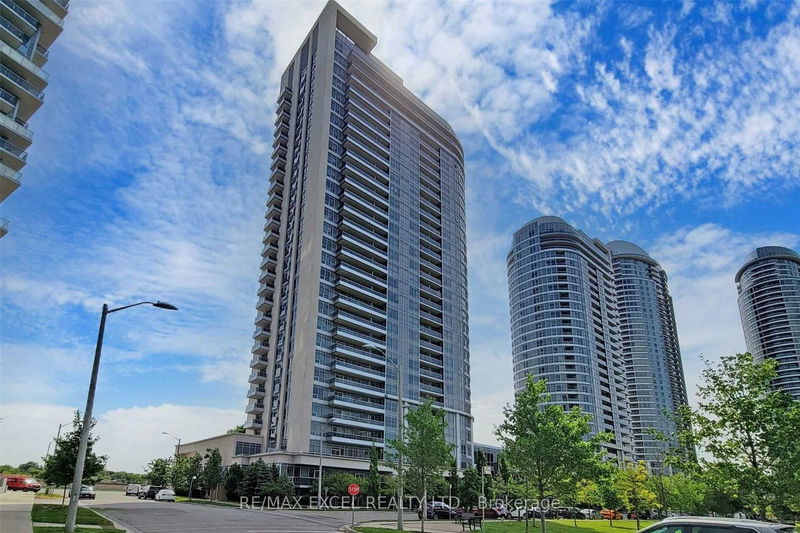 home for lease on 2011-181 Village Green Square