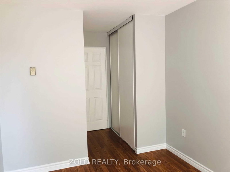 1097 - 100 Mornelle Crt W, Toronto, M1E 4X2 | Image 3