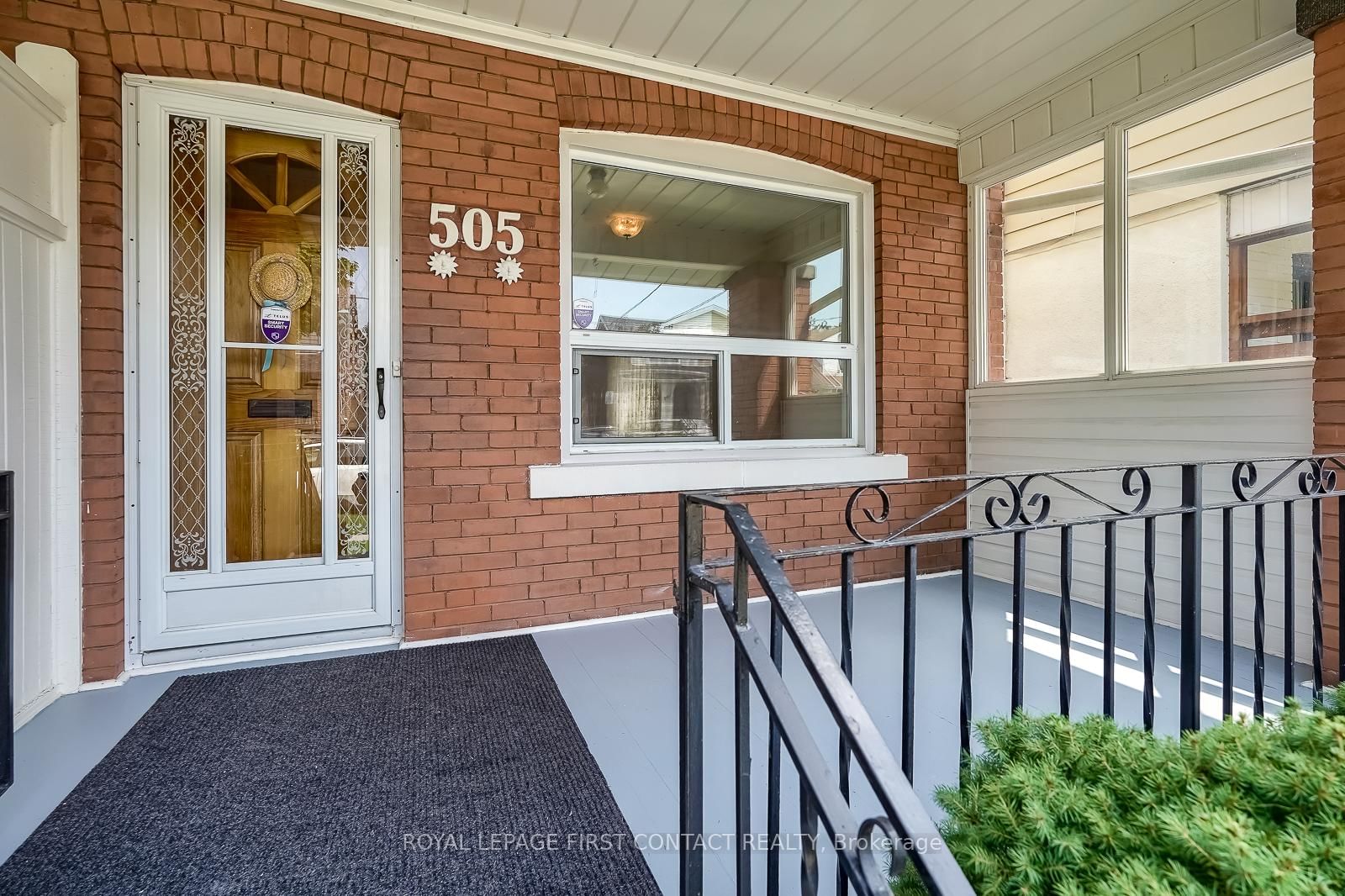 Listing Image 3