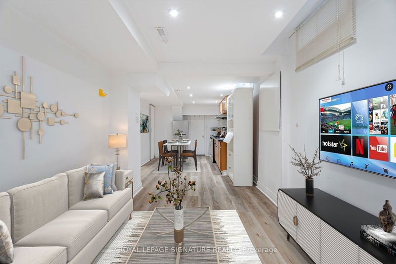 home for lease on Lower-74 Deanscroft Square