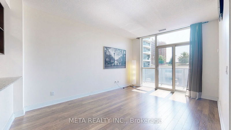 home for lease on 320-135 Village Green Square