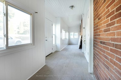 87 Ella Street — photo 2