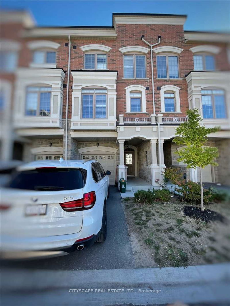 home for lease on 42 Harwood Avenue N