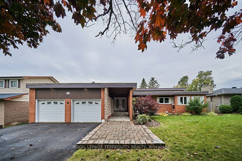 83 Sherwood Rd E Ajax, L1T 2Y7 | Image 3