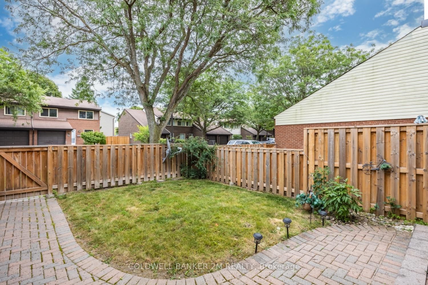 Listing Image 24