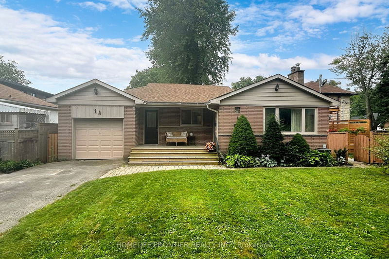 home for lease on 1A Cliffcrest Crescent