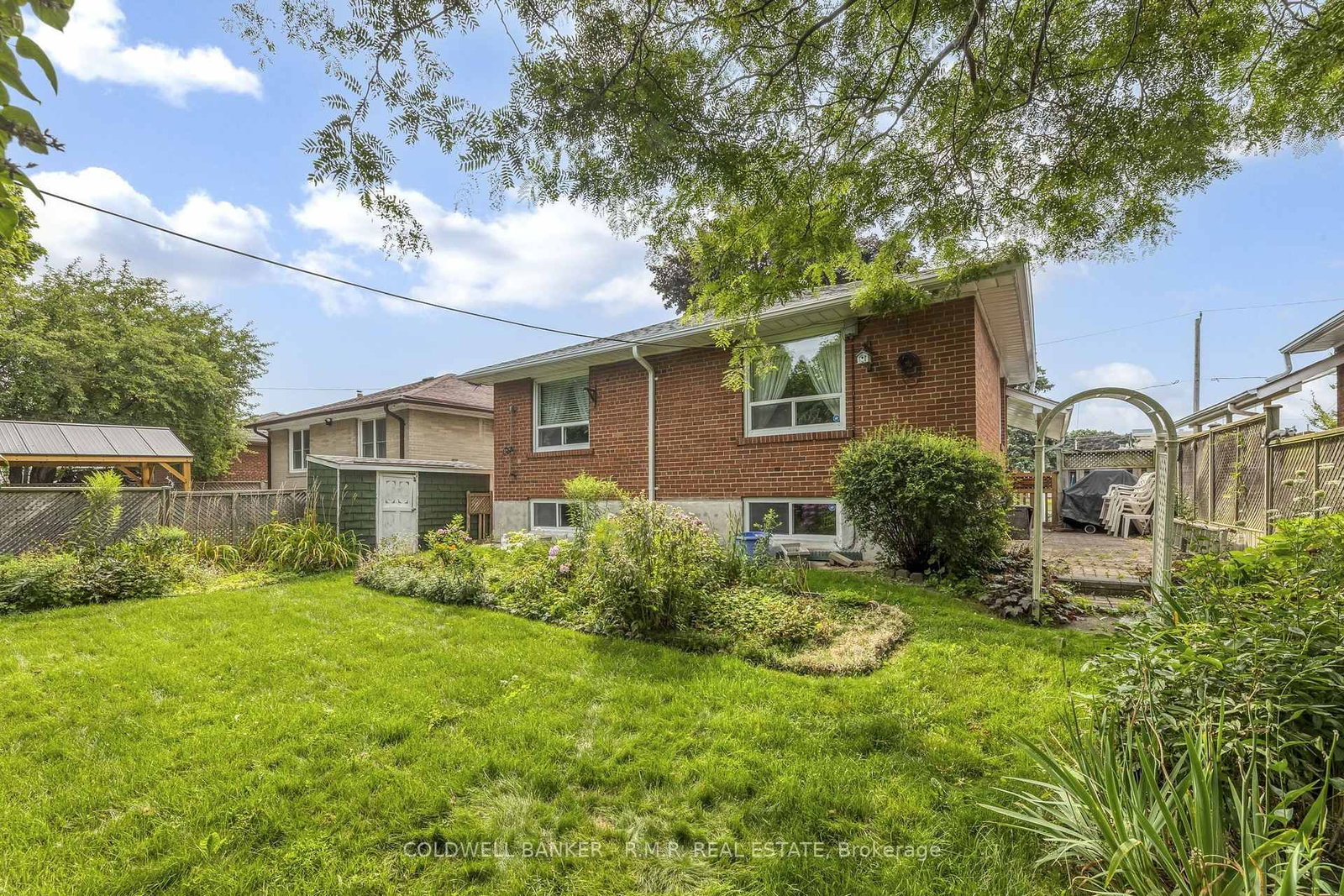 Listing Image 4