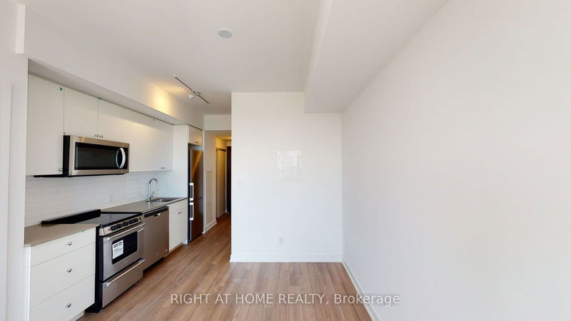  816 - 2799 Kingston Rd  Toronto, M1M 0E3 | Image 3