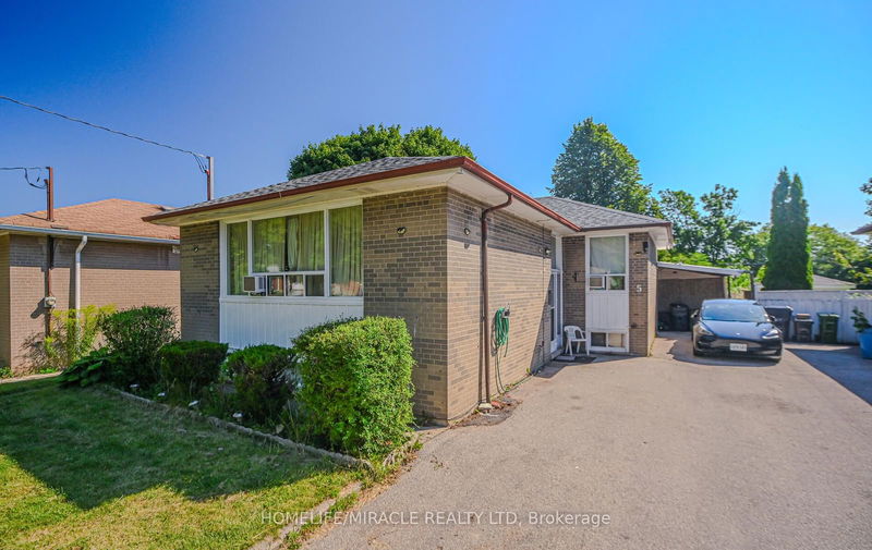 5 Hathway Dr  Toronto, M1P 4L4 | Image 3