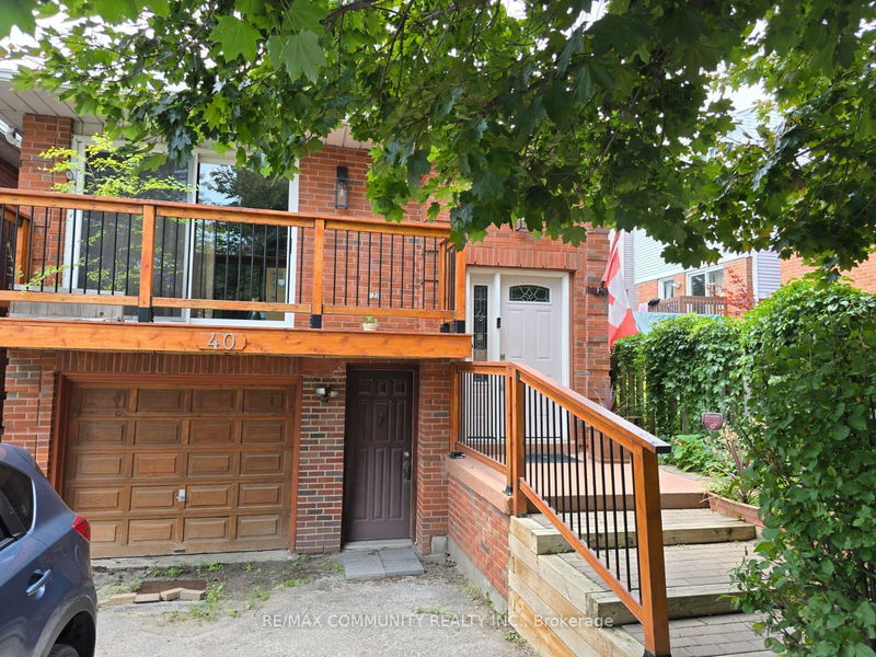 home for lease on 40 Massie Street